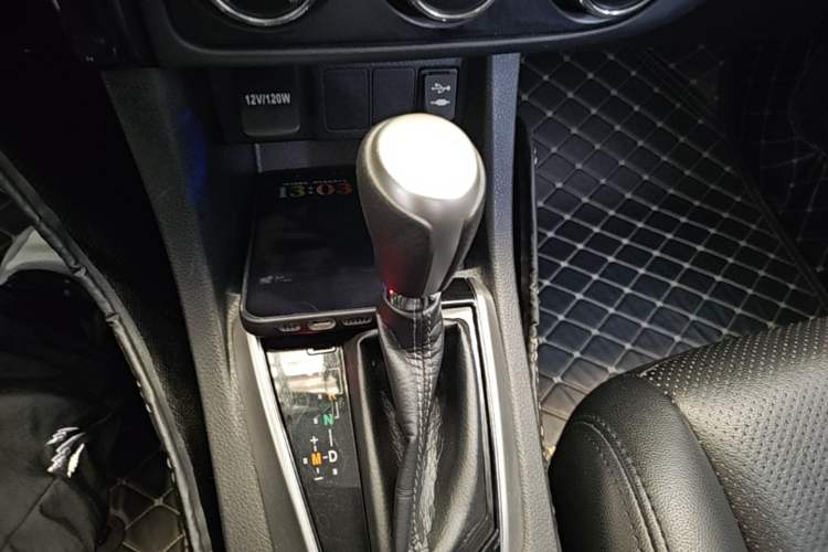 Used Toyota Levin 2017 Revised 185T CVT Elite Edition China V Standard Gear Lever