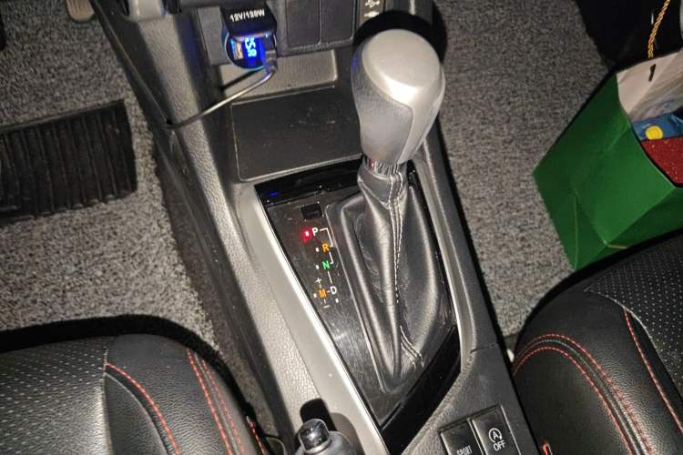 Used Toyota Levin 2017 Revised 185T CVT Elite Edition China V Standard Gear Lever