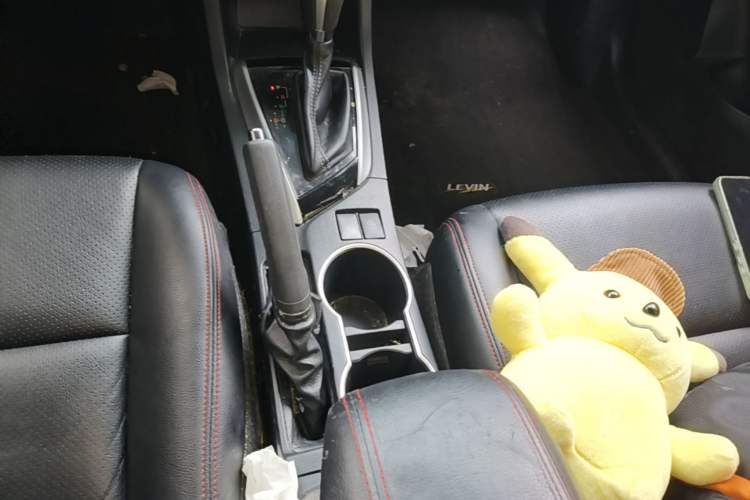 Used Toyota Levin 2017 Revised 185T CVT Elite Edition China V Standard Gear Lever