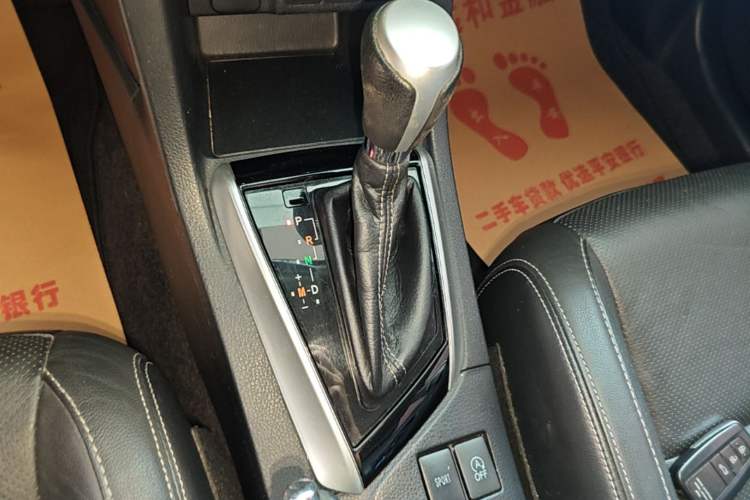 Used Toyota Levin 2017 Revised 185T CVT Leading Edition China V Standard Gear Lever