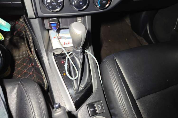 Used Toyota Levin 2017 Revised 185T CVT Elite Edition China V Standard Gear Lever