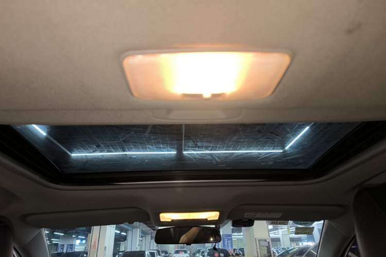 Used Toyota Levin 2017 Revised 185T CVT Elite Edition China V Standard Headliner