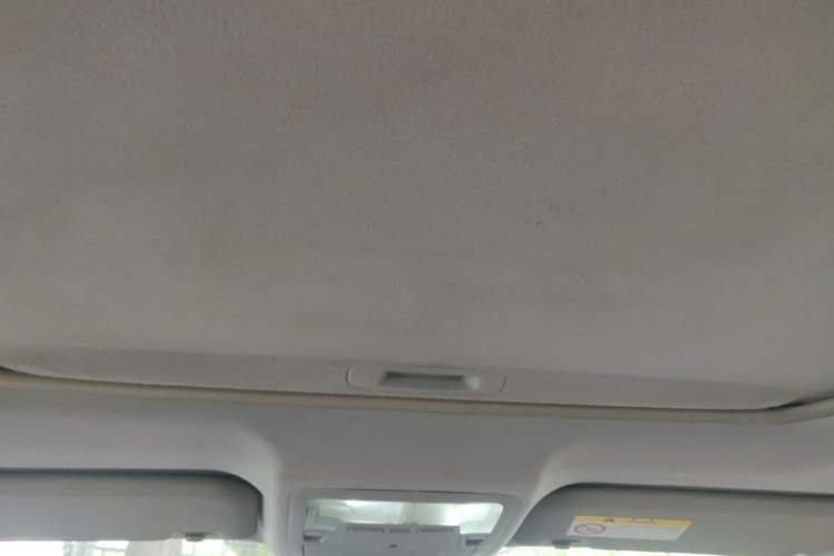 Used Toyota Levin 2017 Revised Dual-Engine 1.8H GS E-CVT Elite Sunroof Version China V Standard Headliner