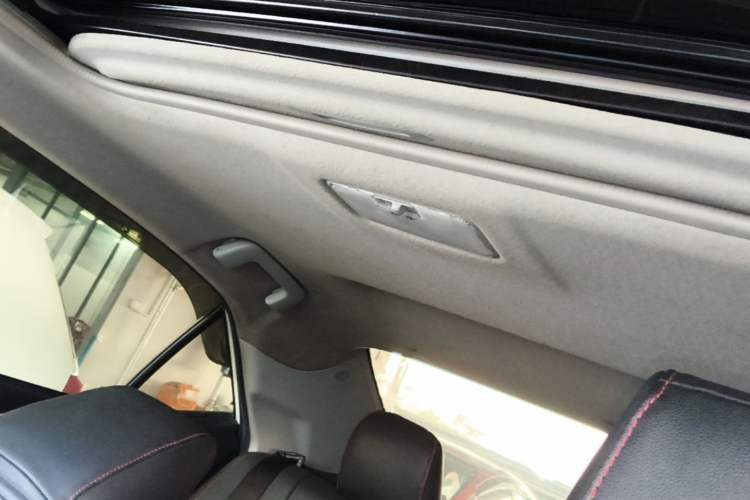 Used Toyota Levin 2017 Revised Dual-Engine 1.8H V E-CVT Luxury Edition China V Standard Headliner