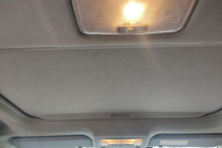 Used Toyota Levin 2017 Revised 185T CVT Elite Edition China V Standard Headliner
