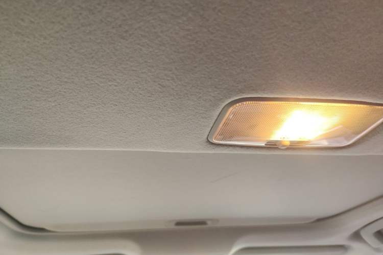 Used Toyota Levin 2017 Revised 185T CVT Elite Edition China V Standard Headliner