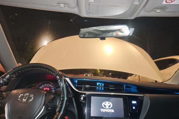 Used Toyota Levin 2017 Revised Version 185T CVT Elite Edition China VI Standard Headliner