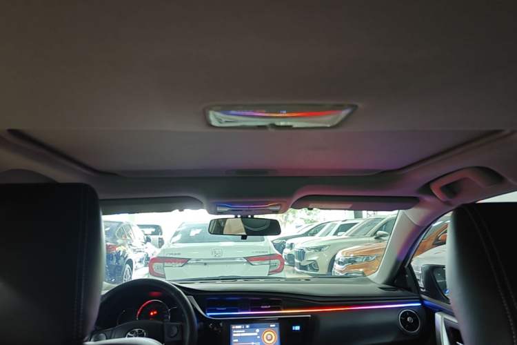 Used Toyota Levin 2017 Revised Version 185T CVT Elite Edition China VI Standard Headliner