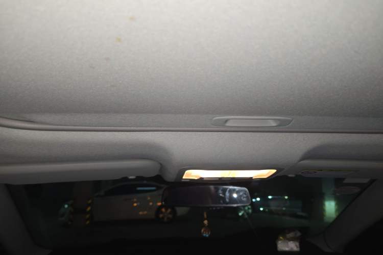 Used Toyota Levin 2017 1.8GS CVT Elite Edition Headliner