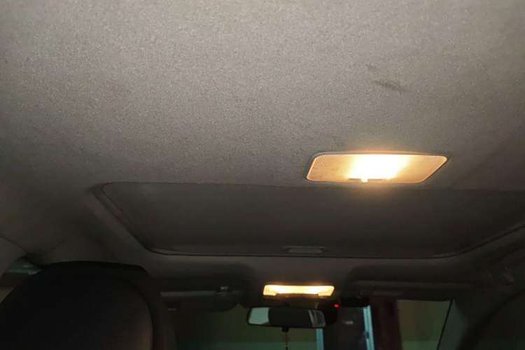 Used Toyota Levin 2017 Revised 185T CVT Elite Edition China V Standard Headliner