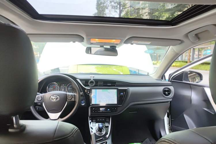 Used Toyota Levin 2017 Revised Dual-Engine 1.8H GS E-CVT Elite Sunroof Version China V Standard Headliner