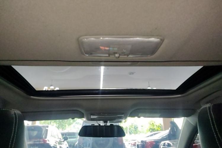 Used Toyota Levin 2017 Revised 185T CVT Elite Edition China V Standard Headliner