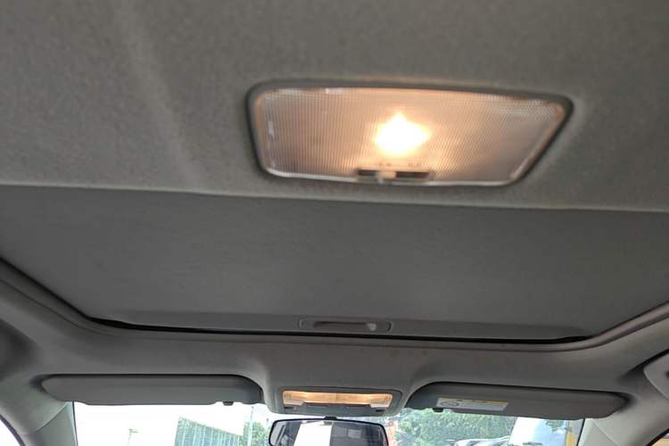 Used Toyota Levin 2017 Revised 185T CVT Leading Edition China V Standard Headliner