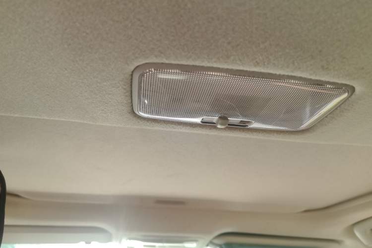 Used Toyota Levin 2017 Revised Dual-Engine 1.8H GS E-CVT Elite Sunroof Version China V Standard Headliner