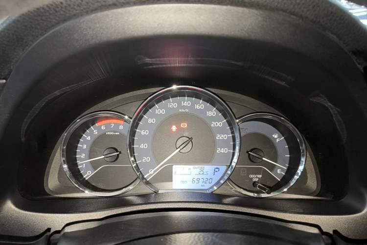 Used Toyota Levin 2017 Revised 185T CVT Elite Edition China V Standard Instrument Cluster