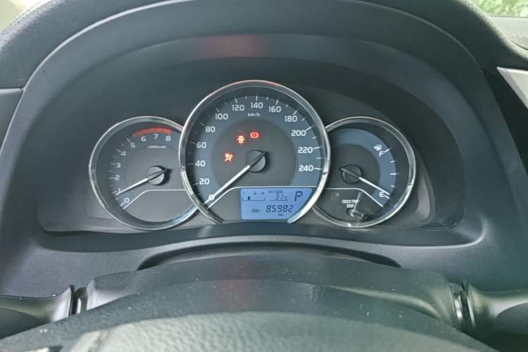 Used Toyota Levin 2017 Revised 185T CVT Elite Edition China V Standard Instrument Cluster