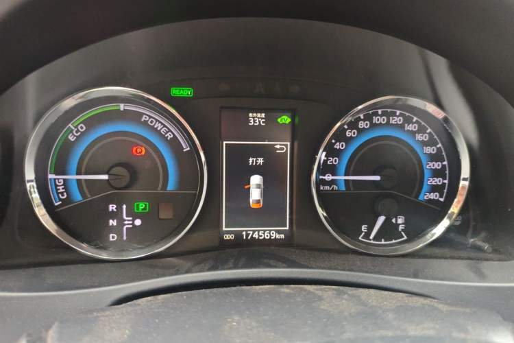 Used Toyota Levin 2017 Revised Dual-Engine 1.8H GS E-CVT Elite Sunroof Version China V Standard Instrument Cluster