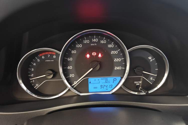 Used Toyota Levin 2017 Revised Version 185T CVT Elite Edition China VI Standard Instrument Cluster