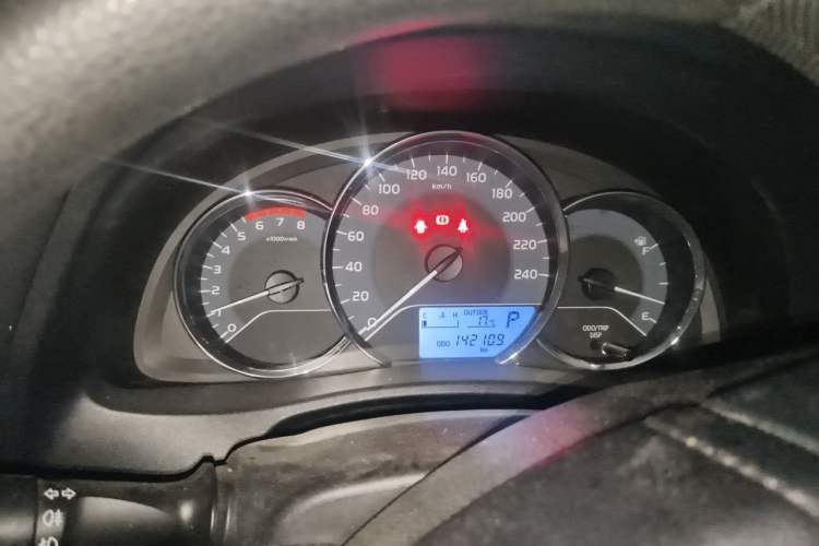 Used Toyota Levin 2017 Revised 185T CVT Elite Edition China V Standard Instrument Cluster