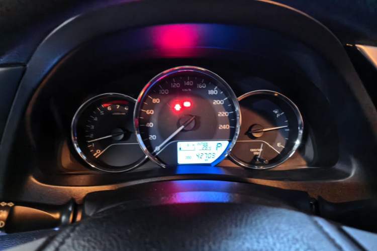 Used Toyota Levin 2017 Revised 185T CVT Elite Edition China V Standard Instrument Cluster