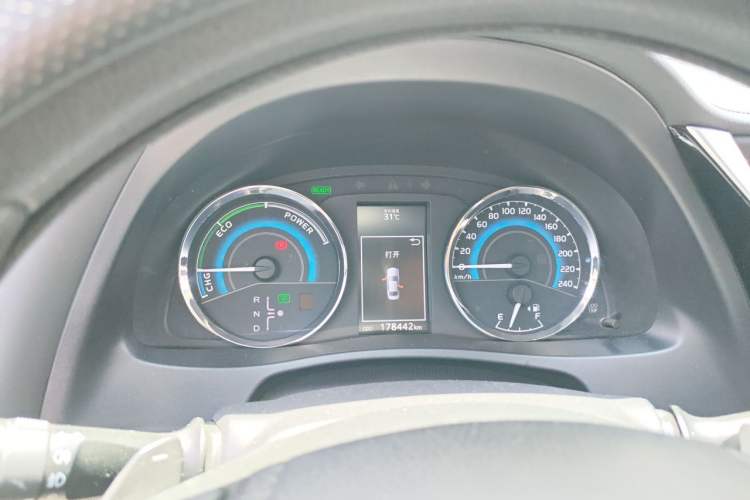 Used Toyota Levin 2017 Revised Dual-Engine 1.8H GS E-CVT Elite Sunroof Version China V Standard Instrument Cluster