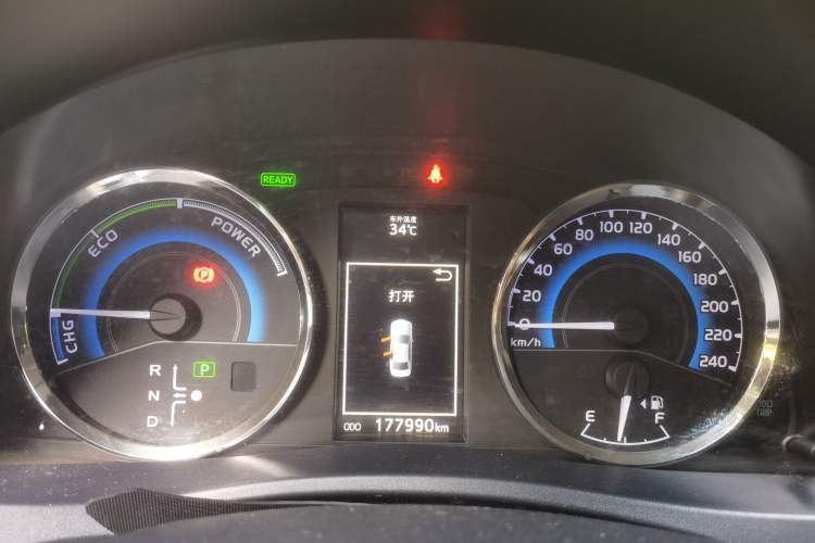 Used Toyota Levin 2017 Revised Dual-Engine 1.8H GS E-CVT Elite Sunroof Version China V Standard Instrument Cluster