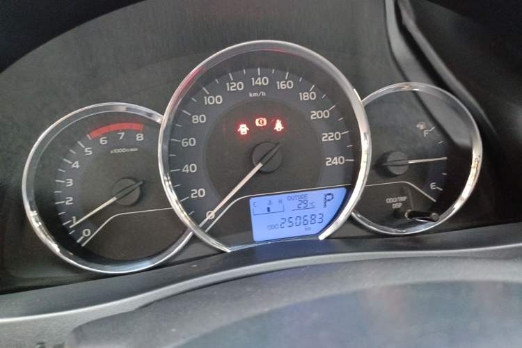 Used Toyota Levin 2017 Revised 185T CVT Elite Edition China V Standard Instrument Cluster