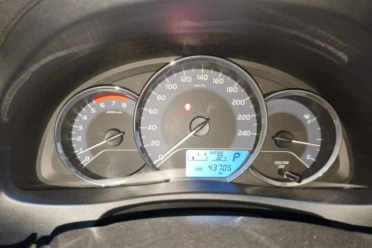 Used Toyota Levin 2017 Revised Version 185T CVT Elite Edition China VI Standard Instrument Cluster