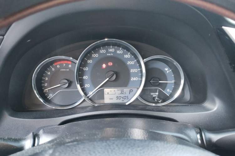 Used Toyota Levin 2017 Revised 185T CVT Elite Edition China V Standard Instrument Cluster