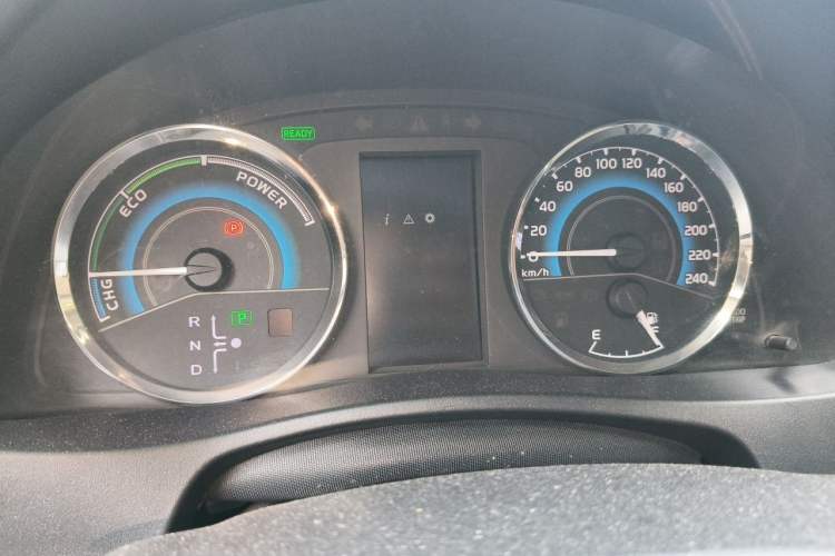 Used Toyota Levin 2017 Revised Dual-Engine 1.8H GS E-CVT Elite Sunroof Version China V Standard Instrument Cluster