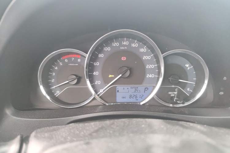 Used Toyota Levin 2017 Revised Version 185T CVT New Sharp Edition China V Standard Instrument Cluster