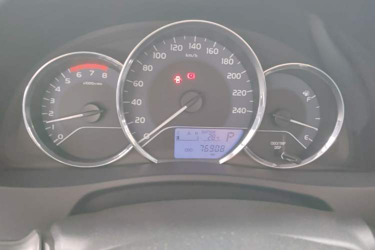 Used Toyota Levin 2017 Revised 185T CVT Elite Edition China V Standard Instrument Cluster