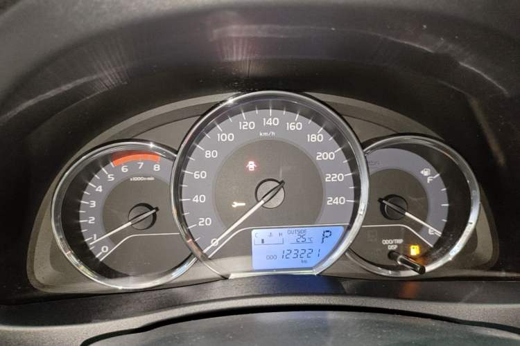 Used Toyota Levin 2017 Revised Version 185T CVT Elite Edition China VI Standard Instrument Cluster
