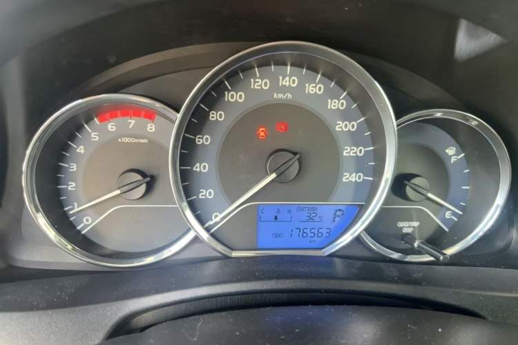 Used Toyota Levin 2017 Revised 185T CVT Elite Edition China V Standard Instrument Cluster
