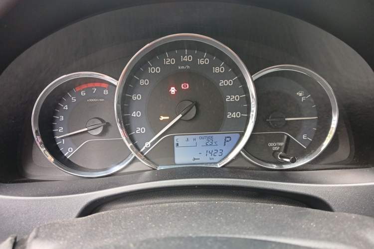 Used Toyota Levin 2017 Revised Version 185T CVT New Sharp Edition China V Standard Instrument Cluster
