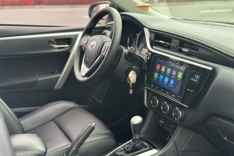 Used Toyota Levin 2017 Revised 185T CVT Elite Edition China V Standard Interior 1