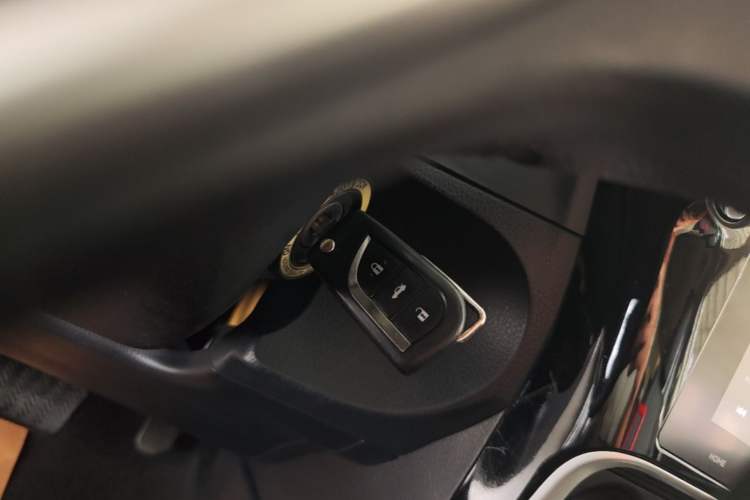 Used Toyota Levin 2017 Revised 185T CVT Elite Edition China V Standard Interior 1