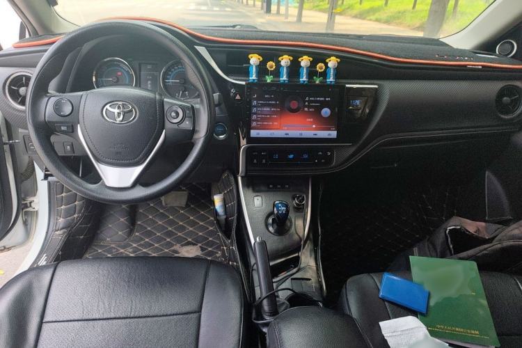 Used Toyota Levin 2017 Revised Dual-Engine 1.8H GS E-CVT Elite Sunroof Version China V Standard Interior 2