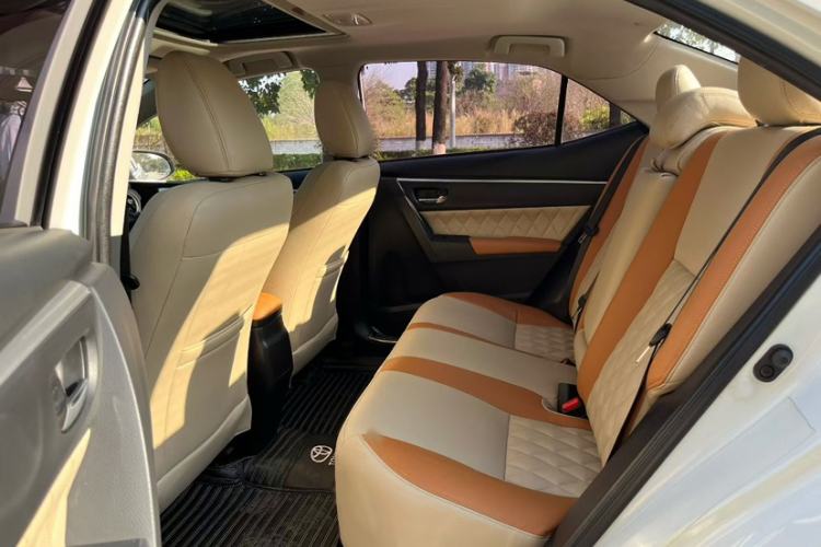 Used Toyota Levin 2017 Revised Version 185T CVT Elite Edition China VI Standard Interior 2