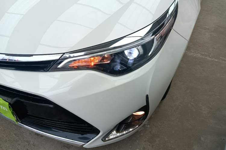 Used Toyota Levin 2017 Revised 185T CVT Elite Edition China V Standard Left Front Headlight