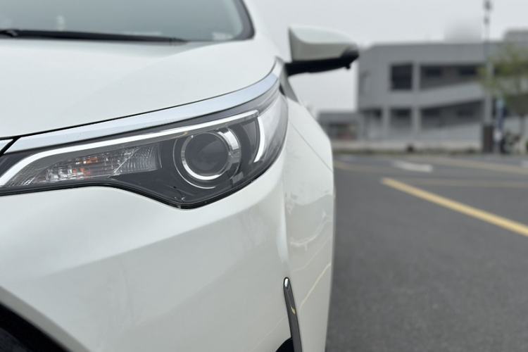 Used Toyota Levin 2017 Revised 185T CVT Elite Edition China V Standard Left Front Headlight