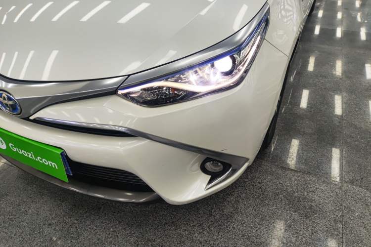 Used Toyota Levin 2017 Revised Dual-Engine 1.8H GS E-CVT Elite Sunroof Version China V Standard Left Front Headlight