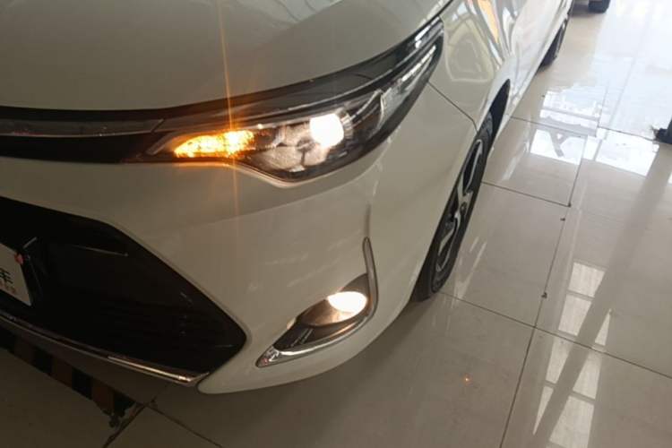 Used Toyota Levin 2017 Revised 185T CVT Elite Edition China V Standard Left Front Headlight