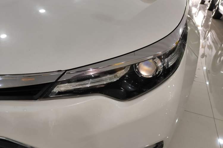 Used Toyota Levin 2017 1.2T G CVT Elite Edition Left Front Headlight