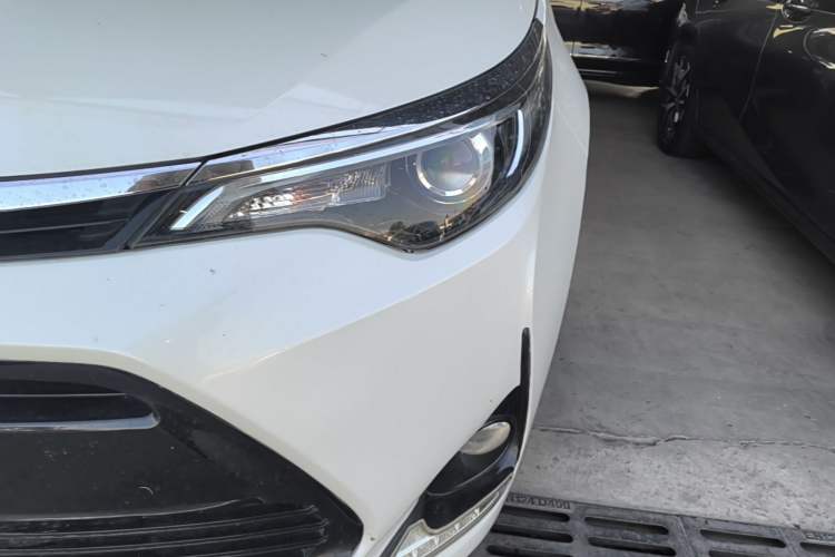 Used Toyota Levin 2017 Revised 185T CVT Elite Edition China V Standard Left Front Headlight