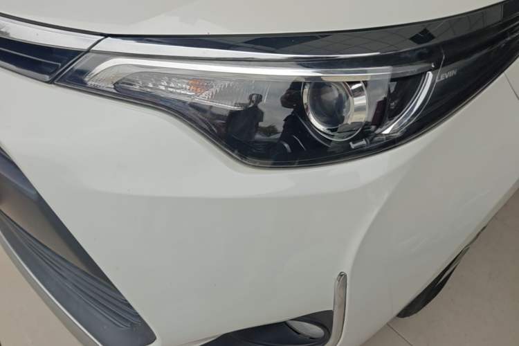 Used Toyota Levin 2017 Revised Version 185T CVT New Sharp Edition China V Standard Left Front Headlight