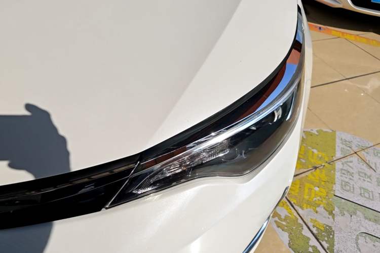 Used Toyota Levin 2017 Revised Version 185T CVT Elite Edition China VI Standard Left Front Headlight