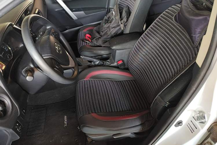 Used Toyota Levin 2017 Revised Dual-Engine 1.8H GS E-CVT Elite Sunroof Version China V Standard Left Front Seat
