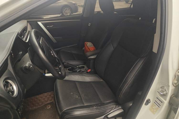 Used Toyota Levin 2017 Revised 185T CVT Elite Edition China V Standard Left Front Seat
