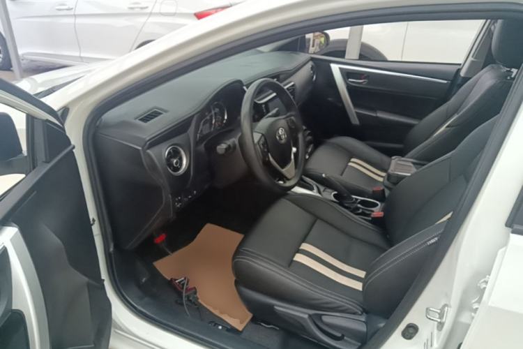 Used Toyota Levin 2017 Revised 185T CVT Elite Edition China V Standard Left Front Seat